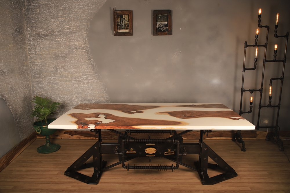 Luxury Epoxy Resin Dining Table with Industrial Metal Base